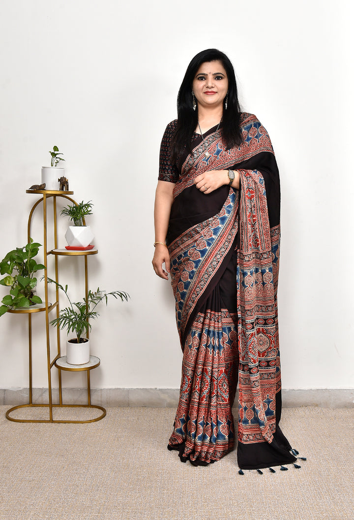 INAKSHI  : AJRAKH HANDBLOCK MODAL SILK SAREE