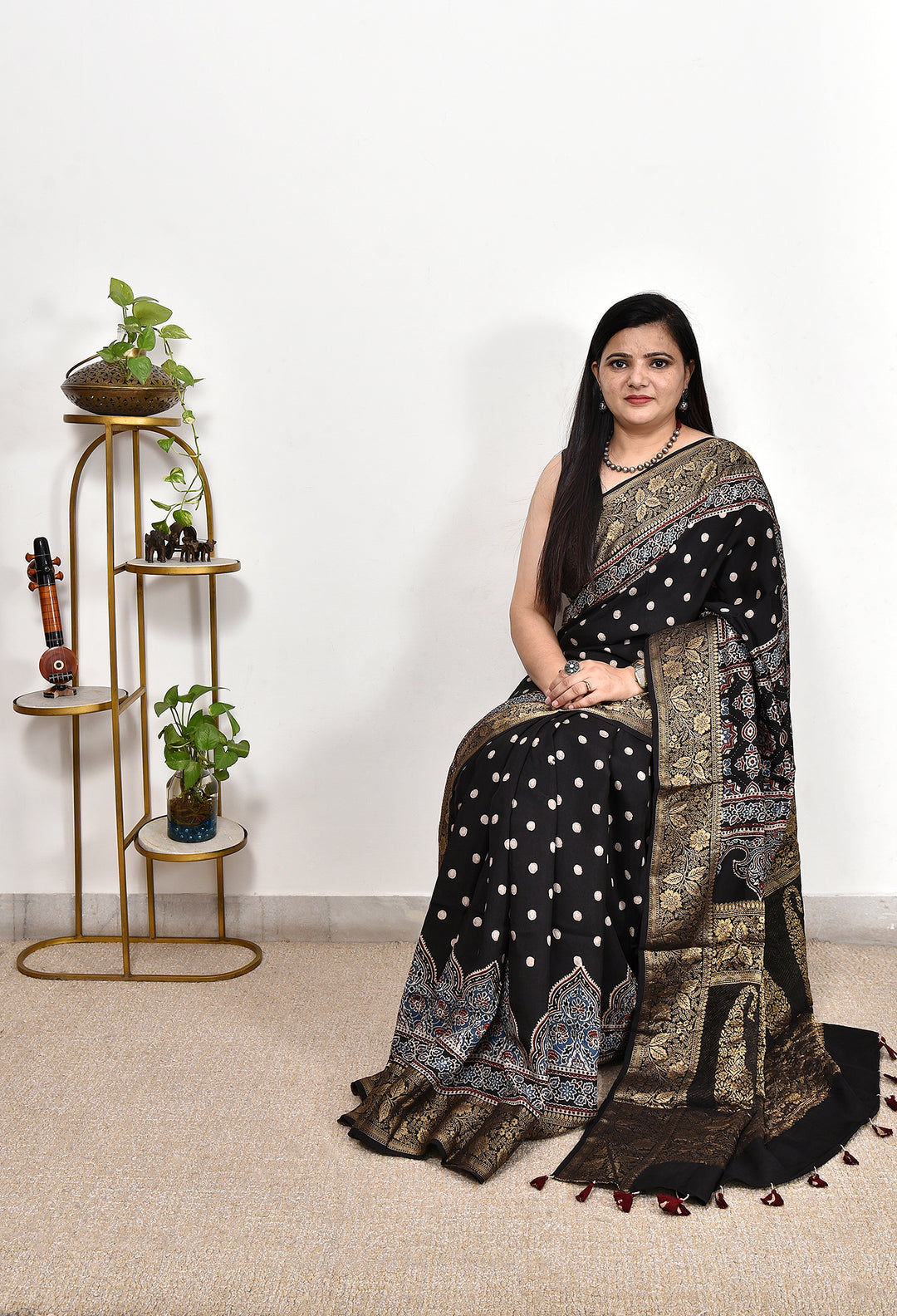 NUKTA  : AJRAKH DOLA SILK SAREE WITH NAKSHI ZARI PALLU
