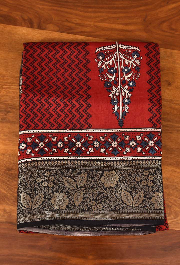 GOMATI : AJRAKH DOLA SILK SAREE WITH NAKSHI ZARI PALLU
