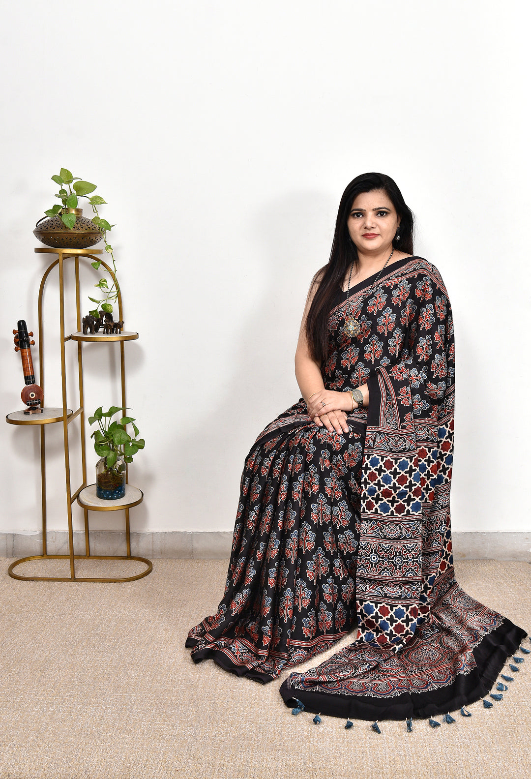 AOSHI : AJRAKH HANDBLOCK MODAL SILK SAREE
