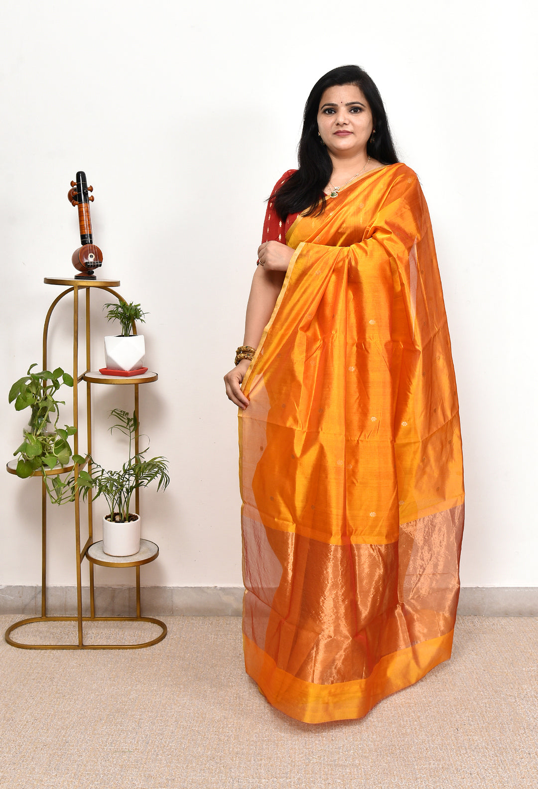 BHAVISHA : HANDWOVEN CHANDERI SILK SAREE WITH ZARI BOOTIS ALL OVER