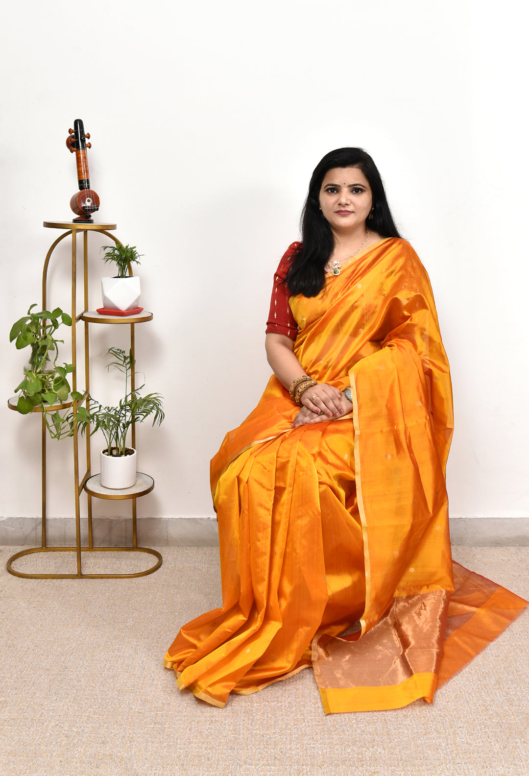 BHAVISHA : HANDWOVEN CHANDERI SILK SAREE WITH ZARI BOOTIS ALL OVER