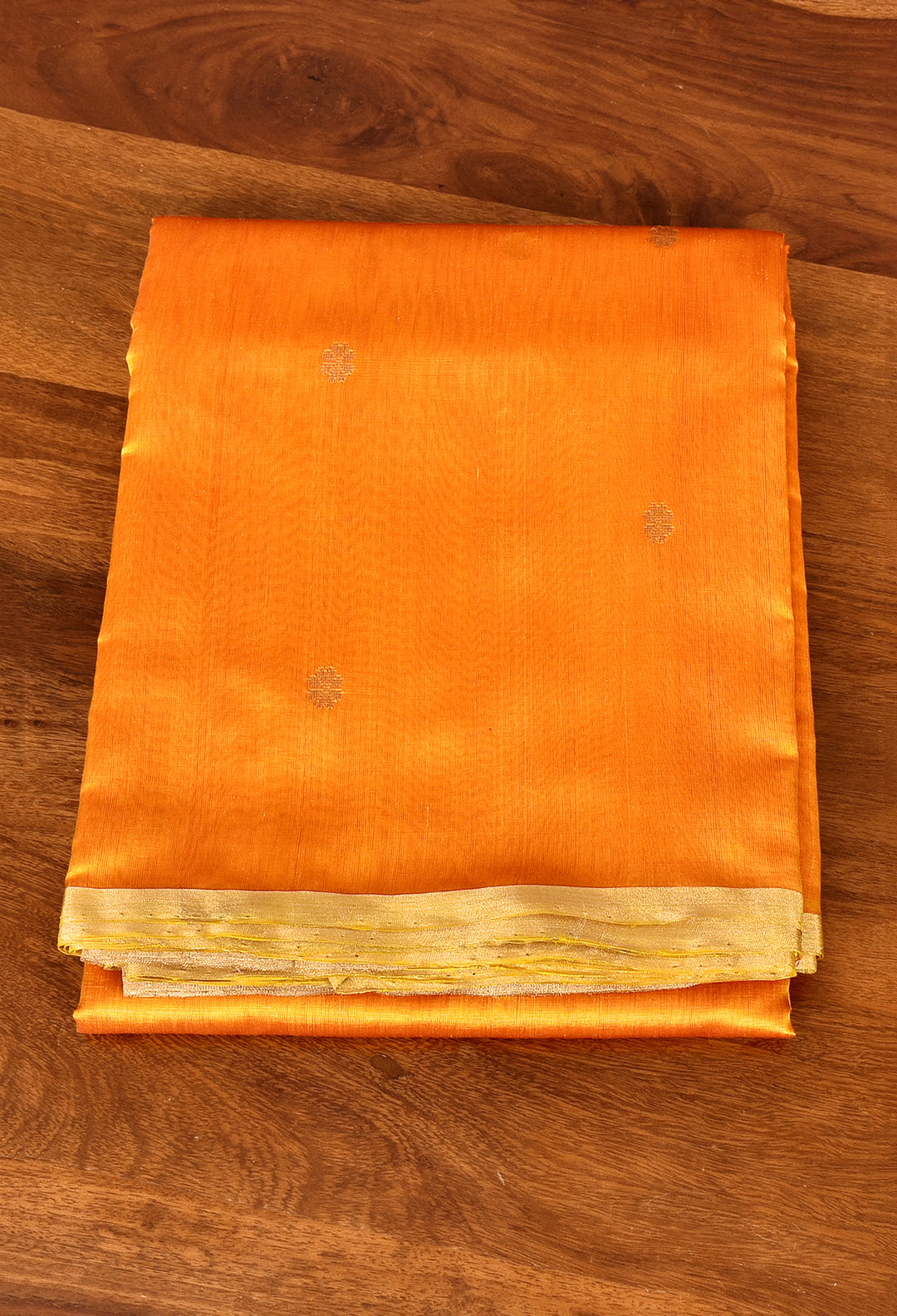 BHAVISHA : HANDWOVEN CHANDERI SILK SAREE WITH ZARI BOOTIS ALL OVER