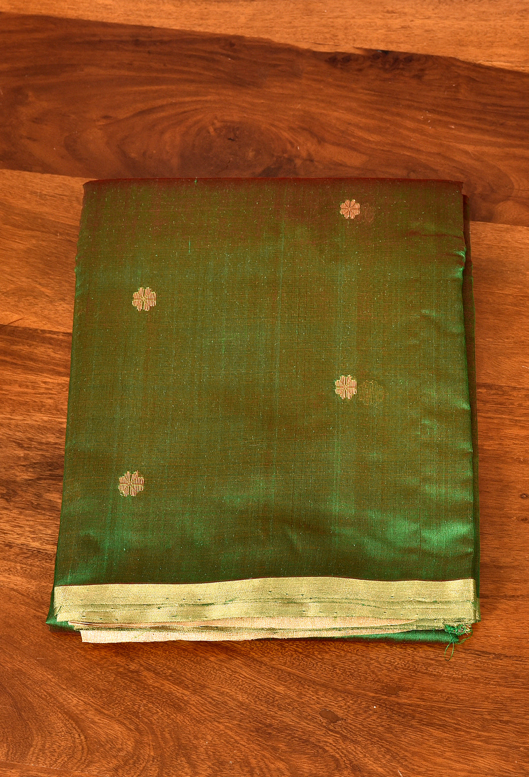 PURNIMA : HANDWOVEN CHANDERI SILK SAREE WITH ZARI BOOTIS ALL OVER