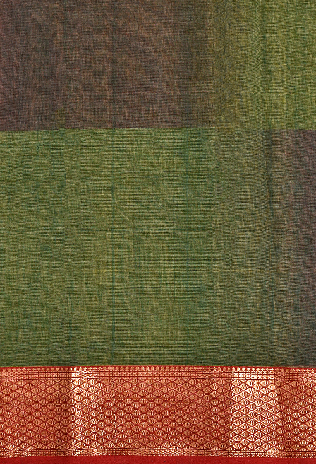 MUKTISHA  : HANDWOVEN MAHESHWARI SILK SAREE WITH ZARI BOOTIS