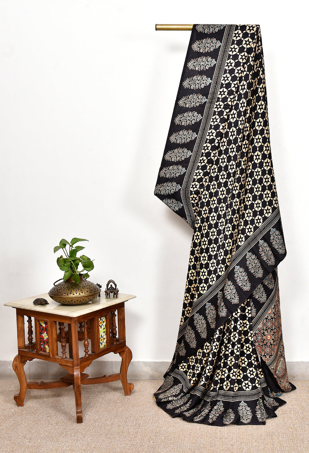 TRIPTA : AJRAKH HANDBLOCK PURE GAJJI SILK SAREE