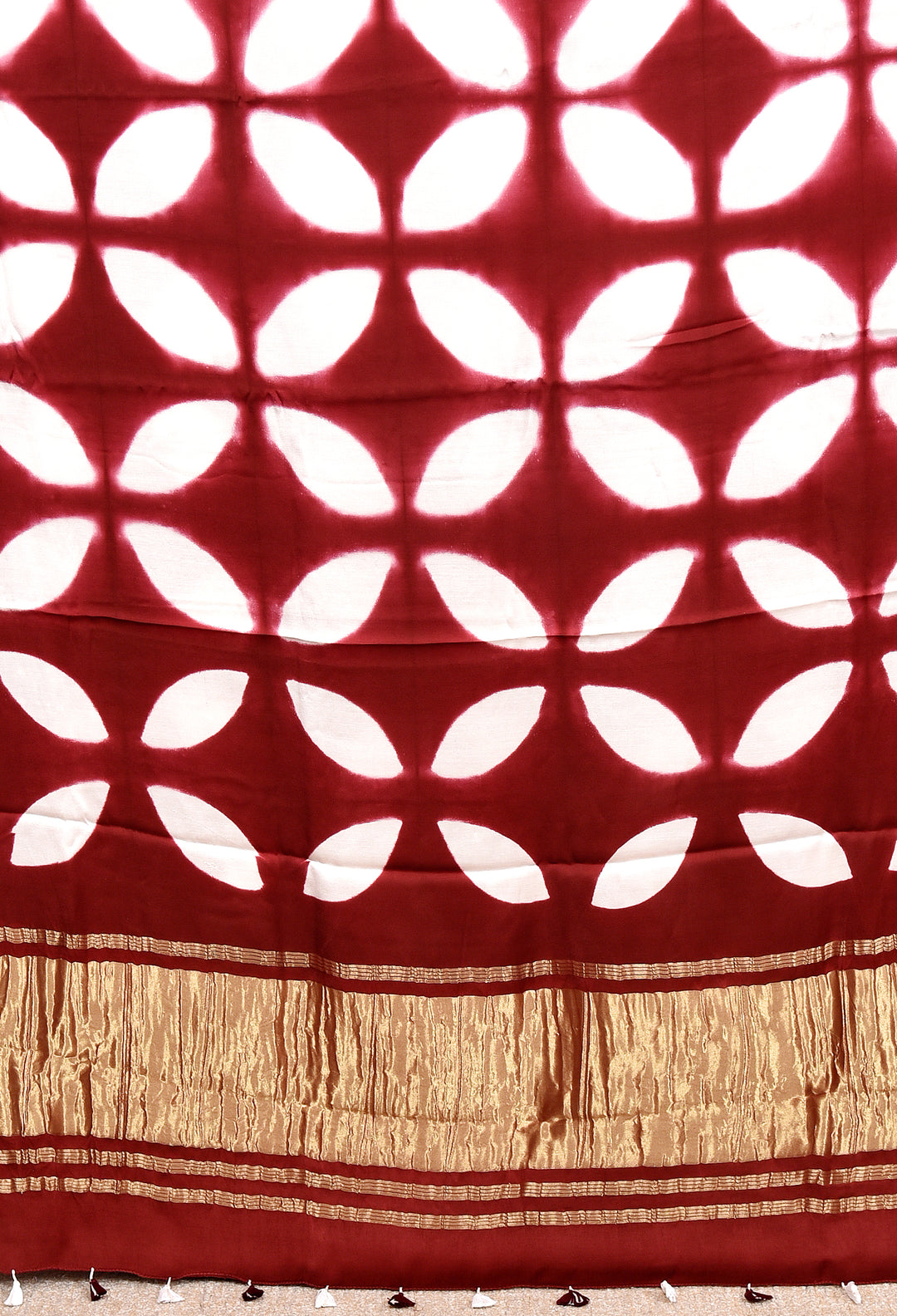 UMA : HANDMADE CLAMP DYED MODAL SILK SAREE WITH TISSUE PALLU