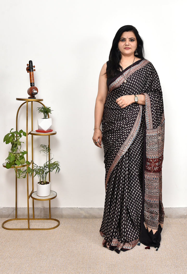 CHANDRESHI : AJRAKH HANDBLOCK MODAL SILK SAREE