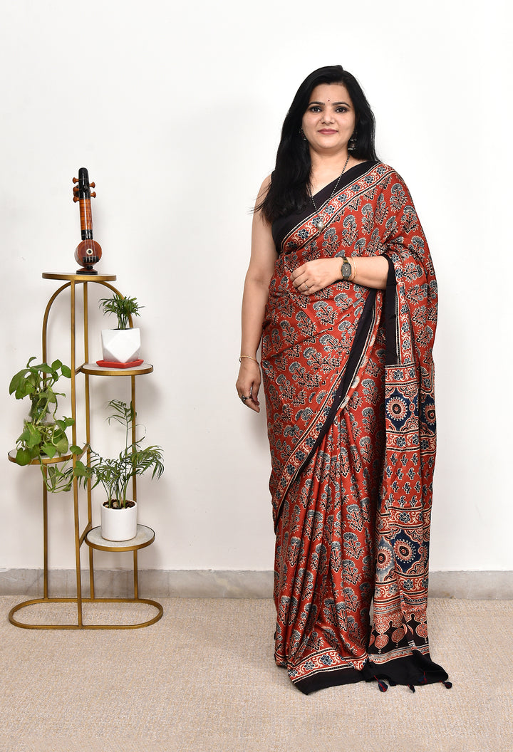 ENIYA : AJRAKH HANDBLOCK MODAL SILK SAREE