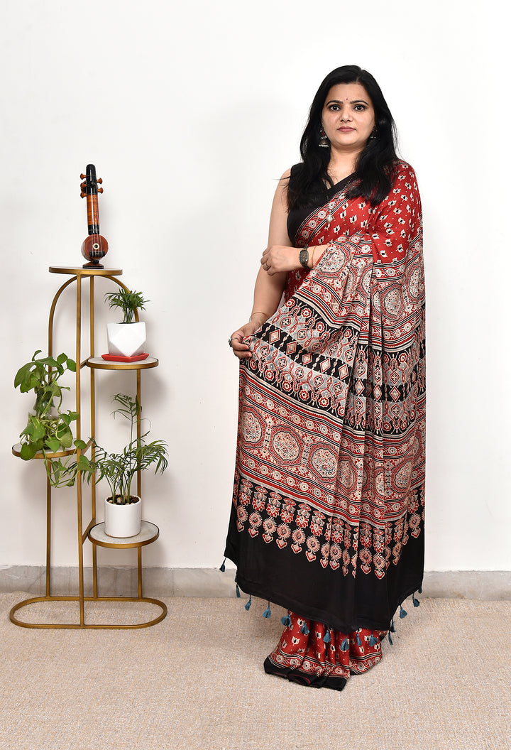 EKISHA : AJRAKH HANDBLOCK MODAL SILK SAREE