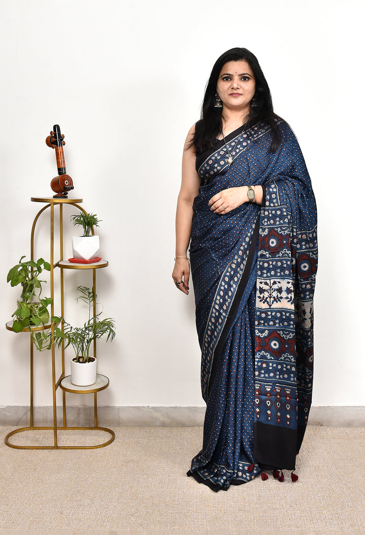 YAHVI : AJRAKH HANDBLOCK MODAL SILK SAREE