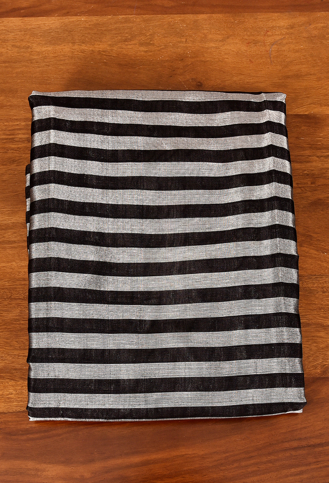 KUNIKA : HANDWOVEN TISSUE SILK SAREE