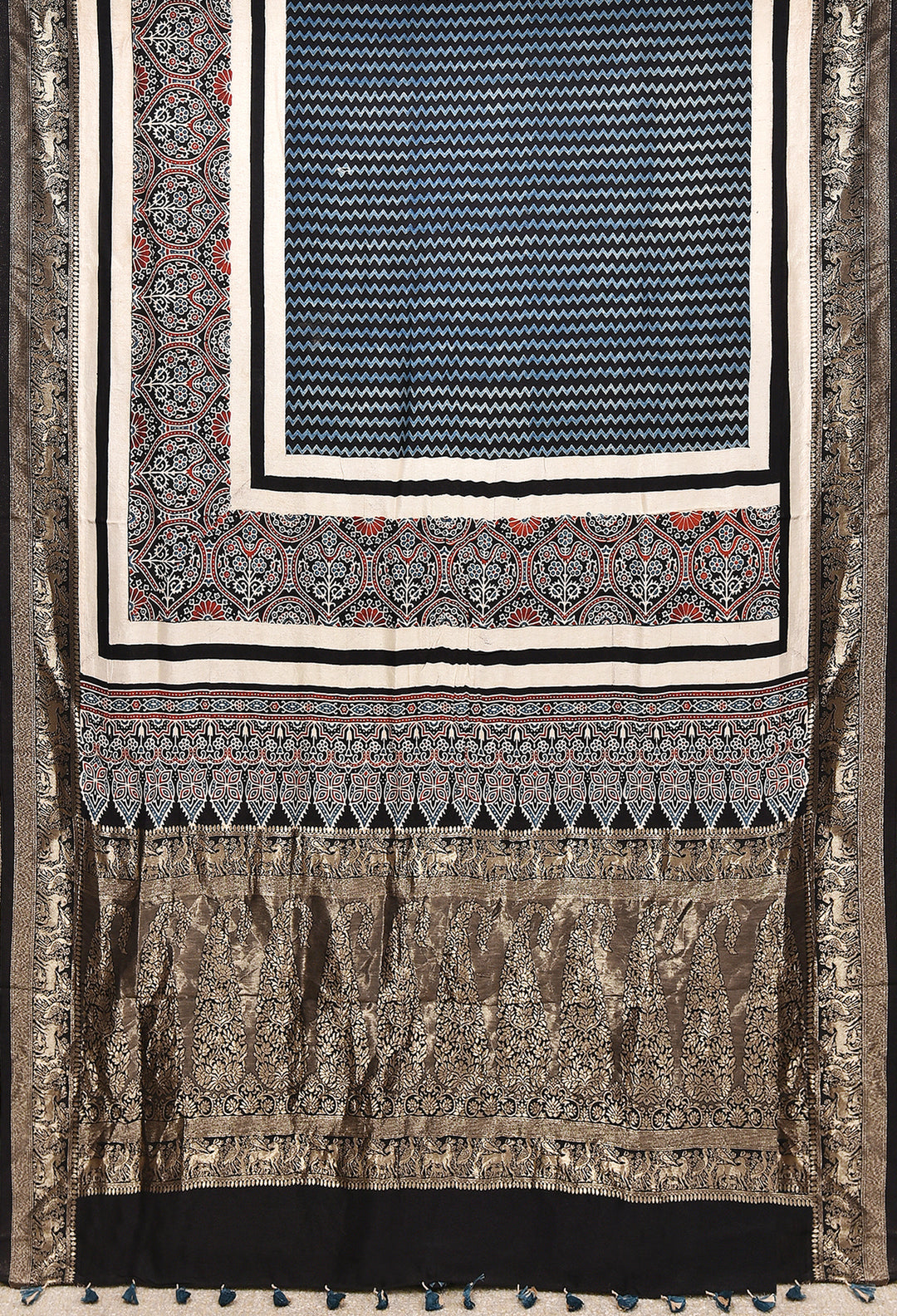 PARLIKA : AJRAKH DOLA SILK SAREE WITH NAKSHI ZARI PALLU