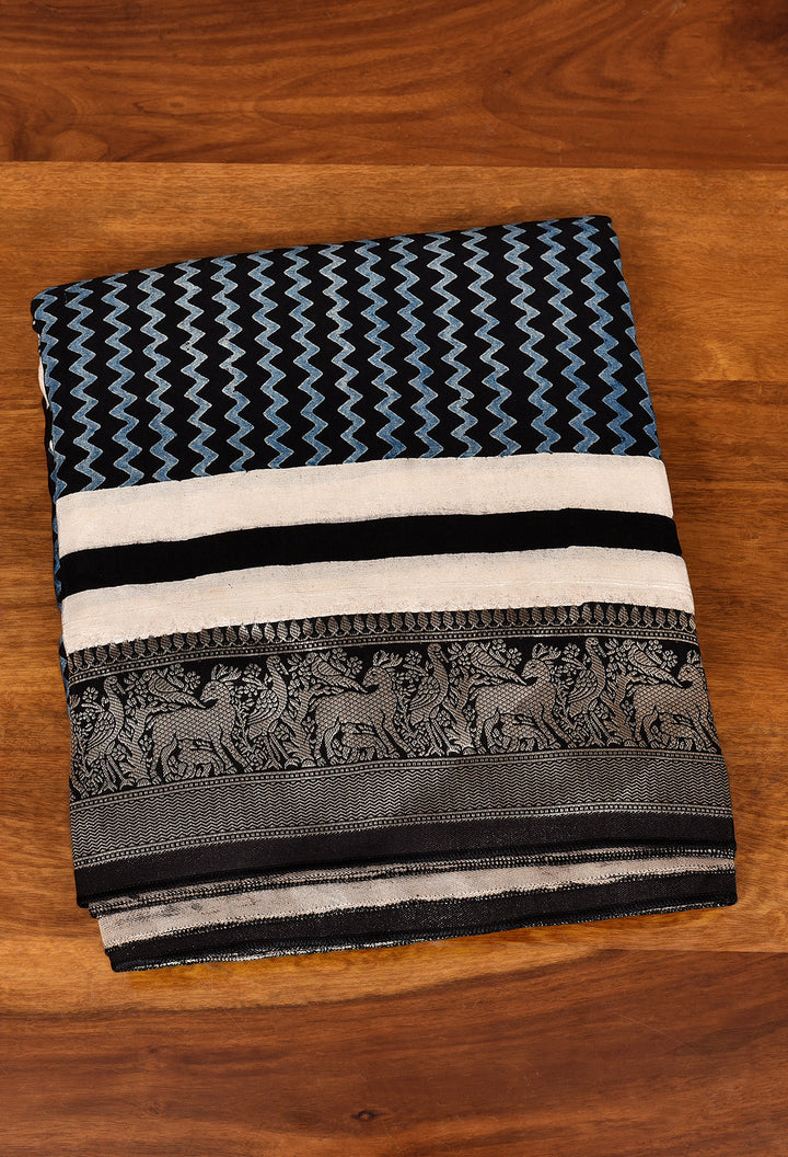 PARLIKA : AJRAKH DOLA SILK SAREE WITH NAKSHI ZARI PALLU