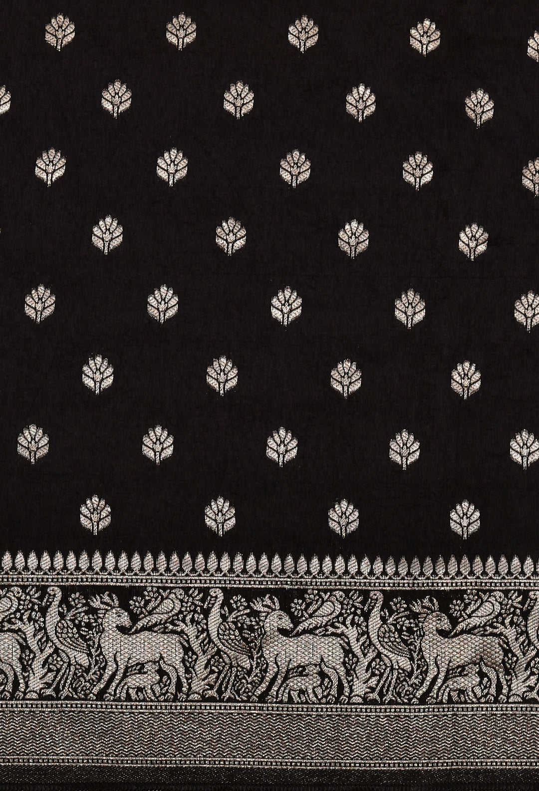 NAJRAT : AJRAKH DOLA SILK SAREE WITH NAKSHI ZARI PALLU