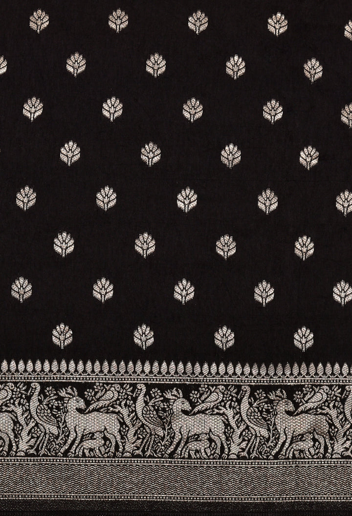 NAJRAT : AJRAKH DOLA SILK SAREE WITH NAKSHI ZARI PALLU