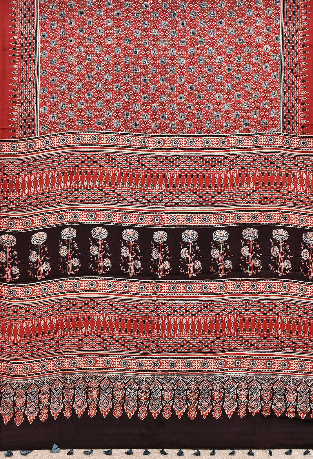 UJISHA : AJRAKH HANDBLOCK MODAL SILK SAREE