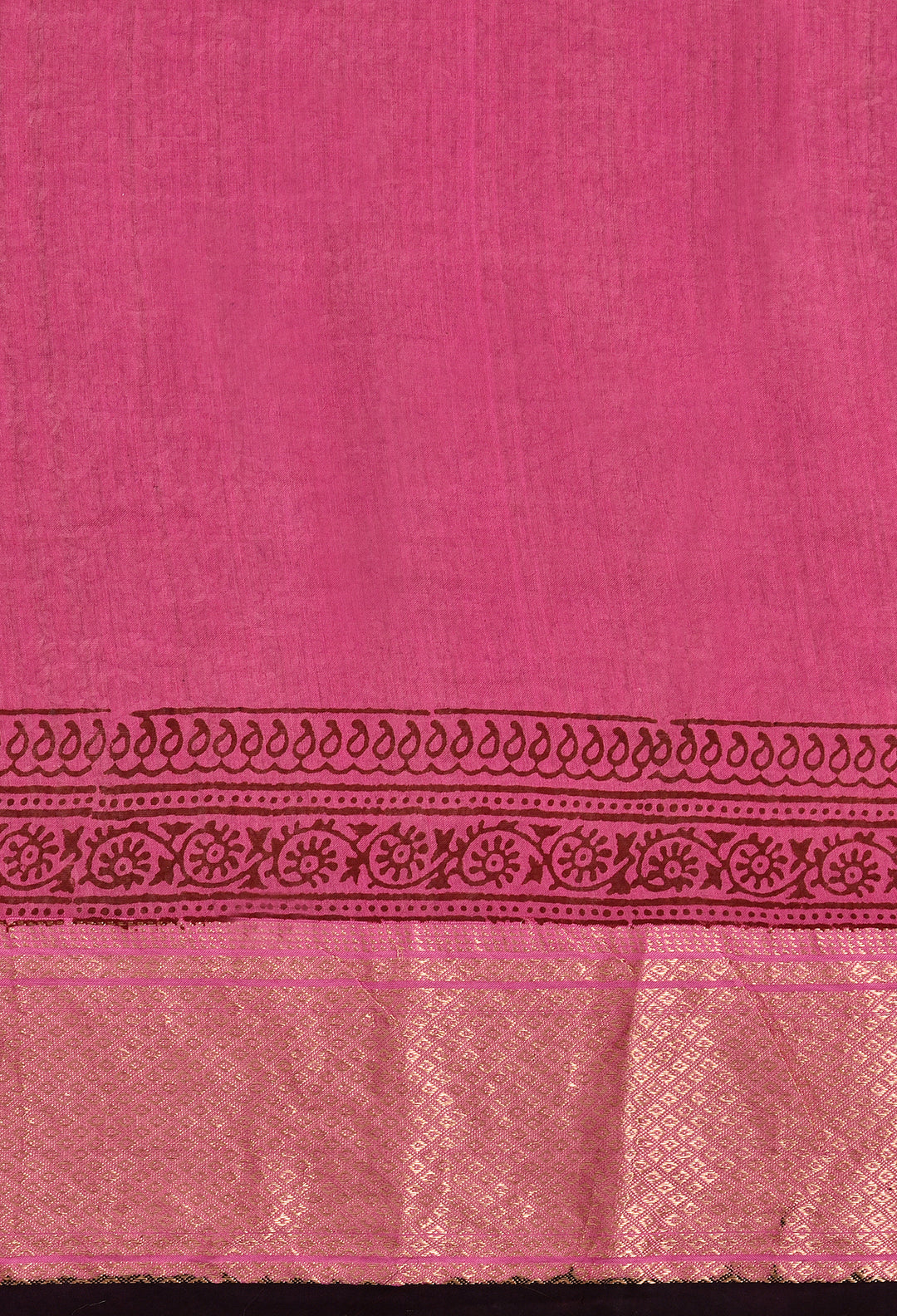 PRAKSHTA  : BAGH HANDBLOCK HANDWOVEN MAHESHWARI COTTON SILK SAREE WITH GOLD ZARI BORDER