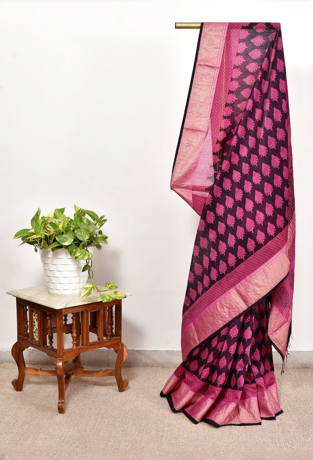 BODHI : BAGH HANDBLOCK HANDWOVEN MAHESHWARI COTTON SILK SAREE WITH GOLD ZARI BORDER