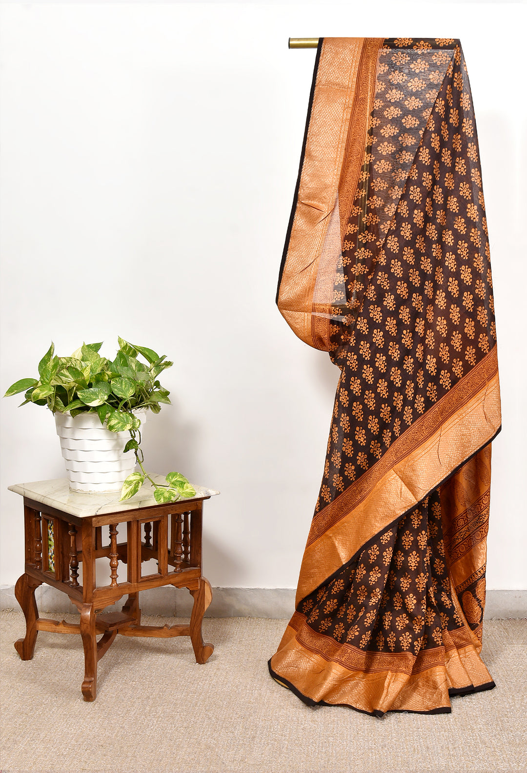 VEDIC : BAGH HANDBLOCK HANDWOVEN MAHESHWARI COTTON SILK SAREE WITH GOLD ZARI BORDER