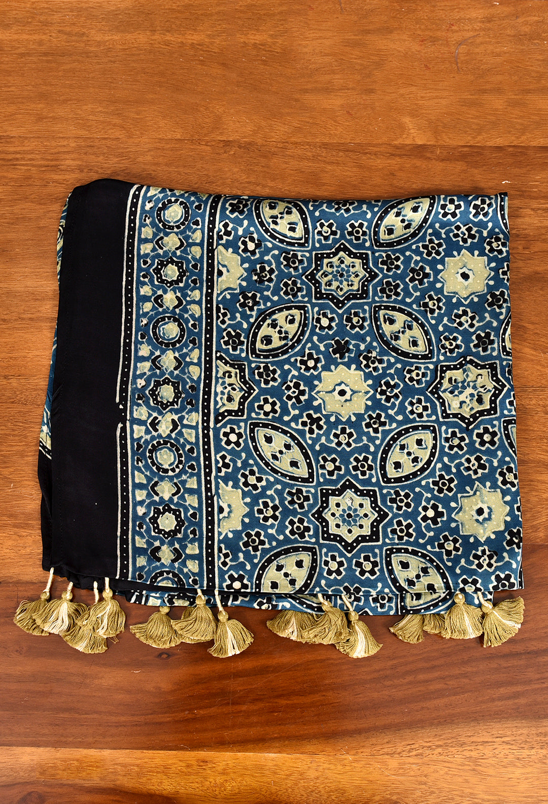 JEMIMA : AJRAKH MODAL SILK STOLE