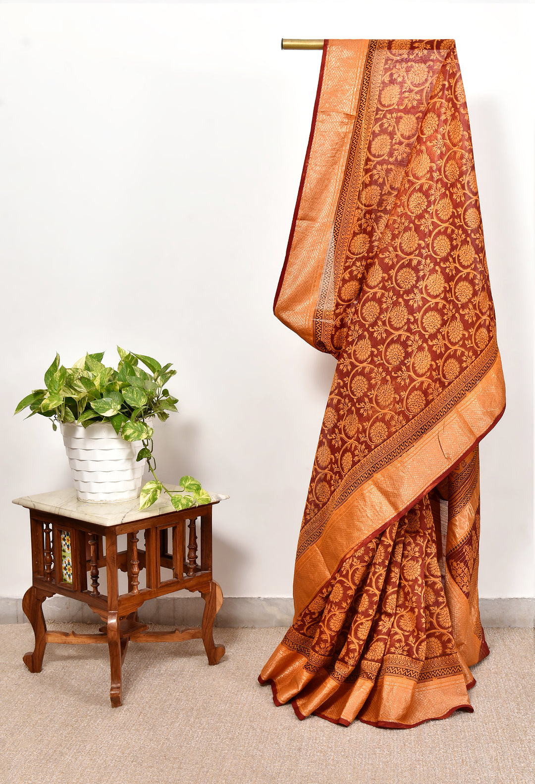 RUSHIR : BAGH HANDBLOCK HANDWOVEN MAHESHWARI COTTON SILK SAREE WITH GOLD ZARI BORDER