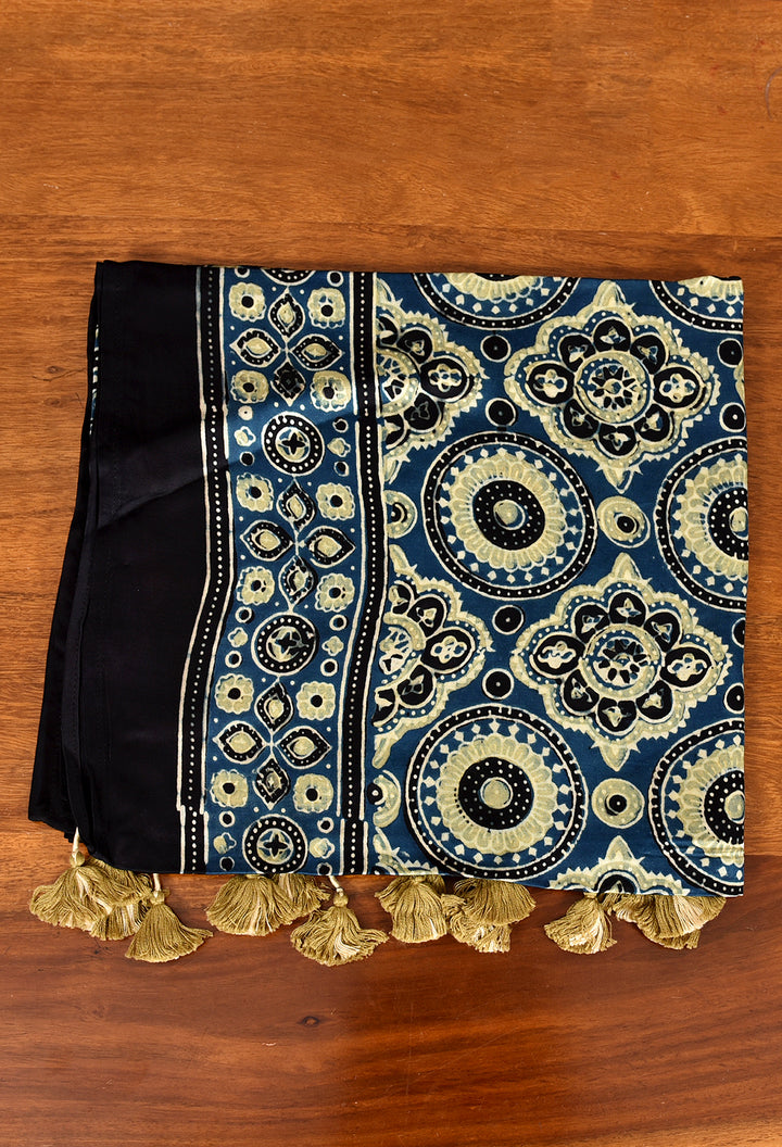 SMRITHII : AJRAKH MODAL SILK STOLE