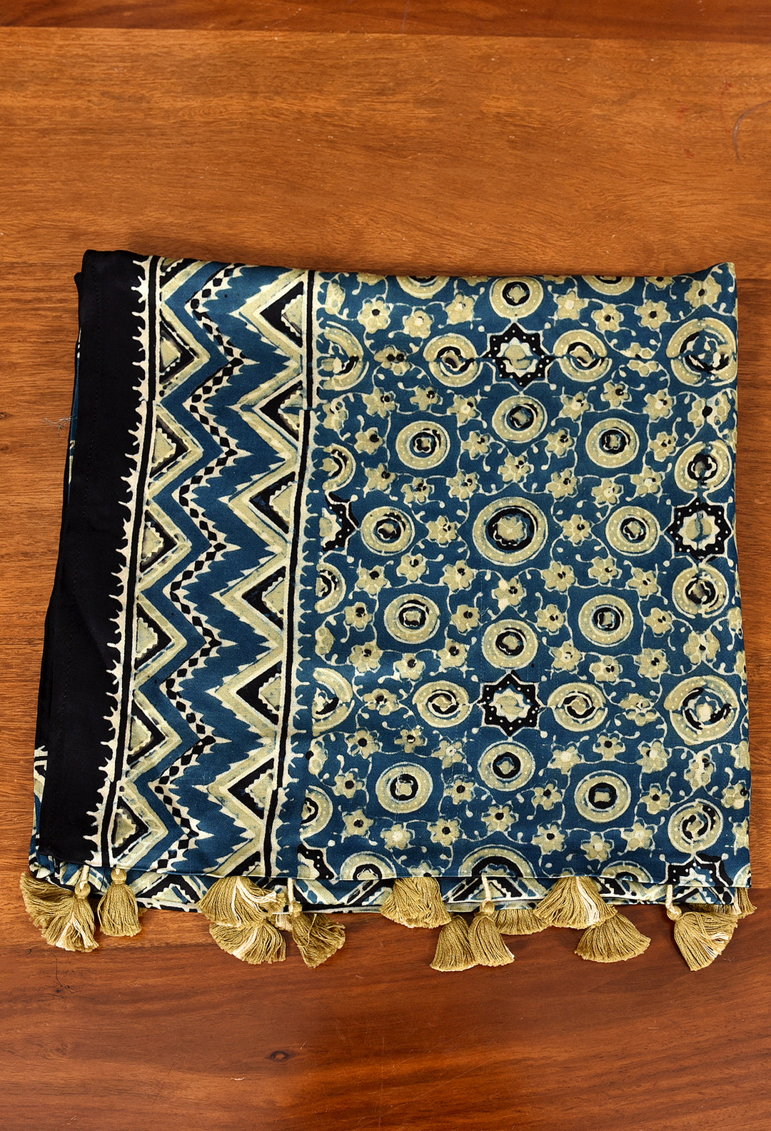 HARLEEN : AJRAKH MODAL SILK STOLE