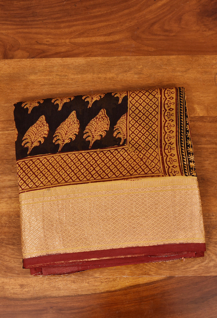 HUSNA : BAGH HANDBLOCK HANDWOVEN MAHESHWARI COTTON SILK SAREE WITH GOLD ZARI BORDER