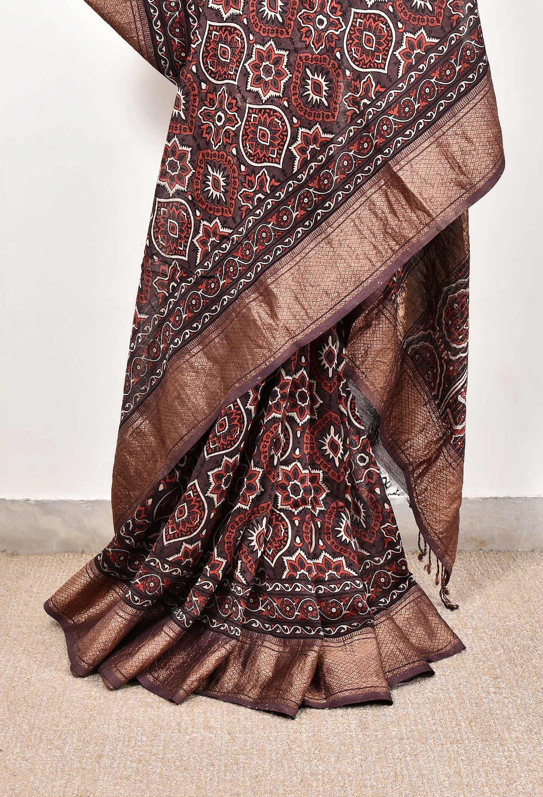 KETAKI : AJRAKH HANDBLOCK HANDWOVEN MAHESHWARI COTTON SILK SAREE WITH GOLD ZARI BORDER