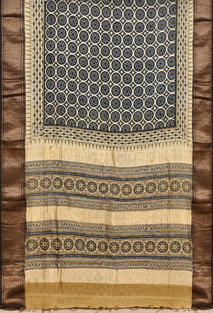 KOMLI : AJRAKH HANDBLOCK HANDWOVEN MAHESHWARI COTTON SILK SAREE WITH GOLD ZARI BORDER