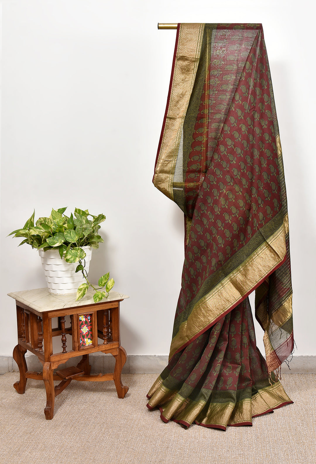 YOSHMA : BAGH HANDBLOCK HANDWOVEN MAHESHWARI COTTON SILK SAREE WITH GOLD ZARI BORDER