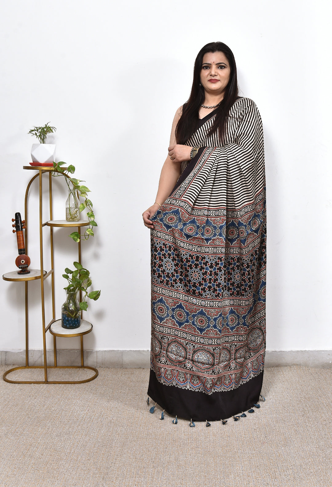 IMLI : AJRAKH HANDBLOCK MODAL SILK SAREE
