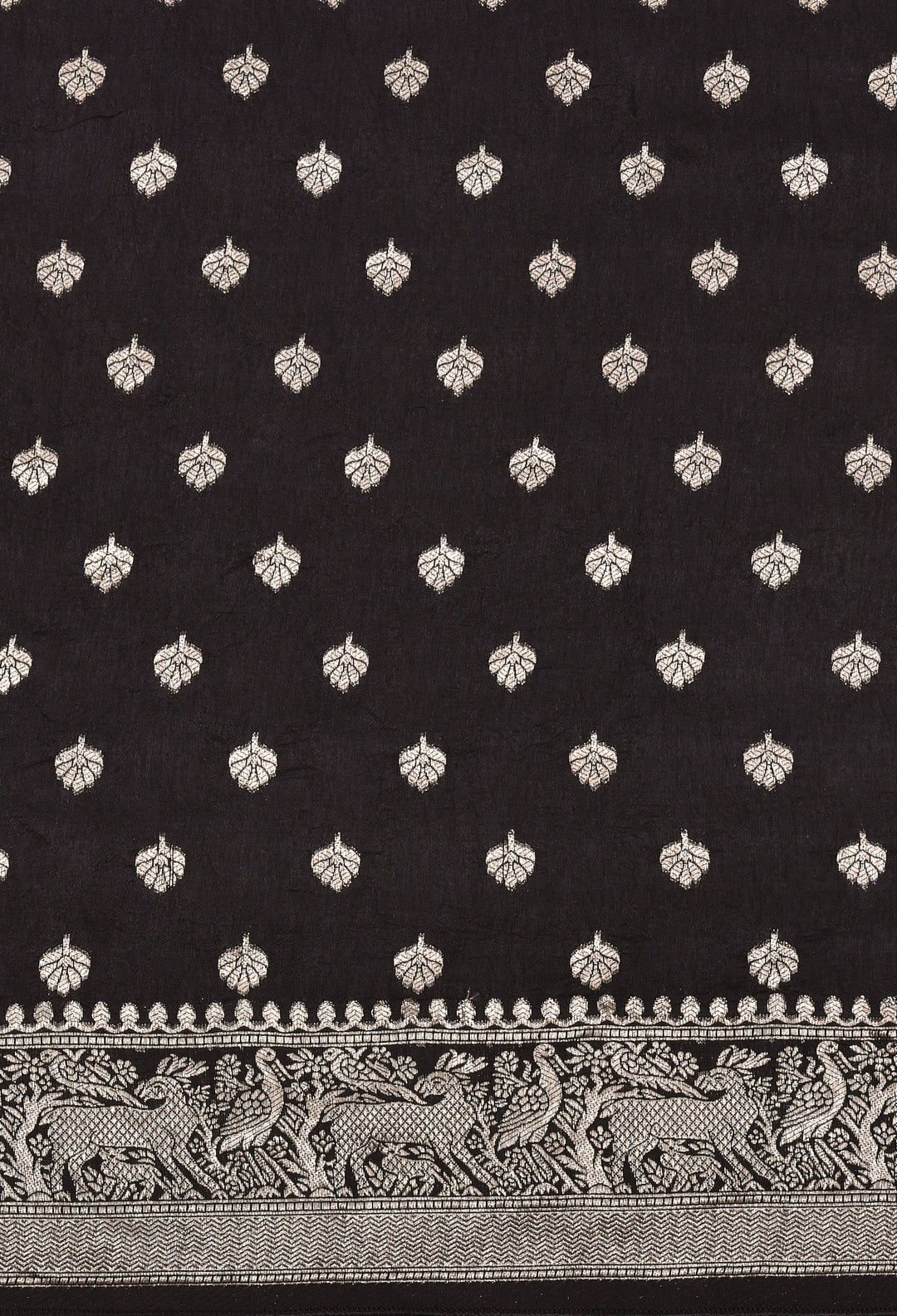 VEDIKA : AJRAKH DOLA SILK SAREE WITH NAKSHI ZARI PALLU