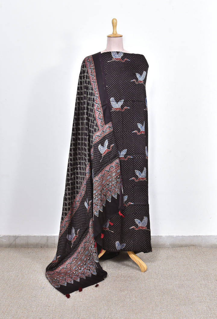 MRUNAL  : AJRAKH HAND BLOCK MODAL SILK 2 PIECE SUIT