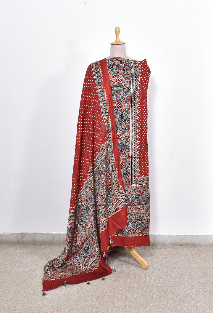 ANVI : AJRAKH HAND BLOCK MODAL SILK 2 PIECE SUIT