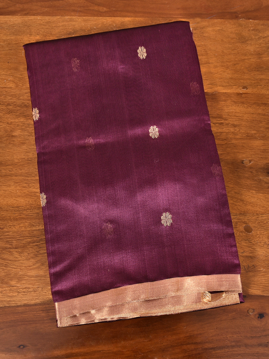 NUMISHKA : HANDWOVEN CHANDERI SILK SAREE WITH ZARI BOOTIS ALL OVER