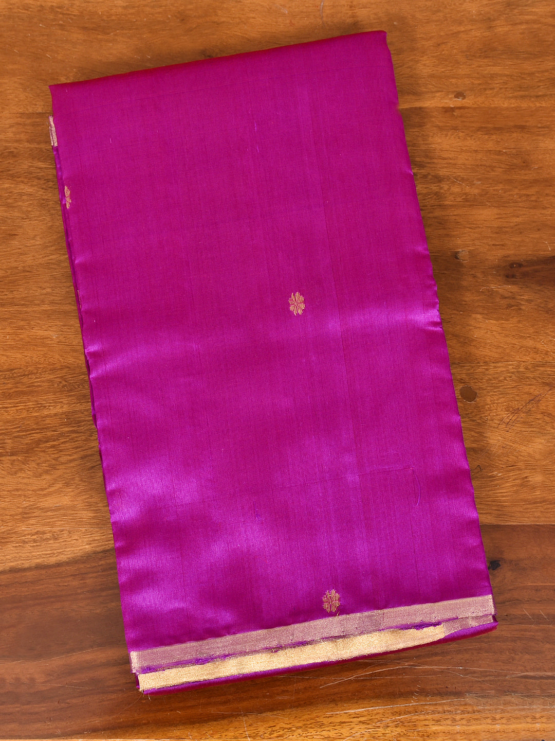 TULJA : HANDWOVEN CHANDERI SILK SAREE WITH ZARI BOOTIS ALL OVER