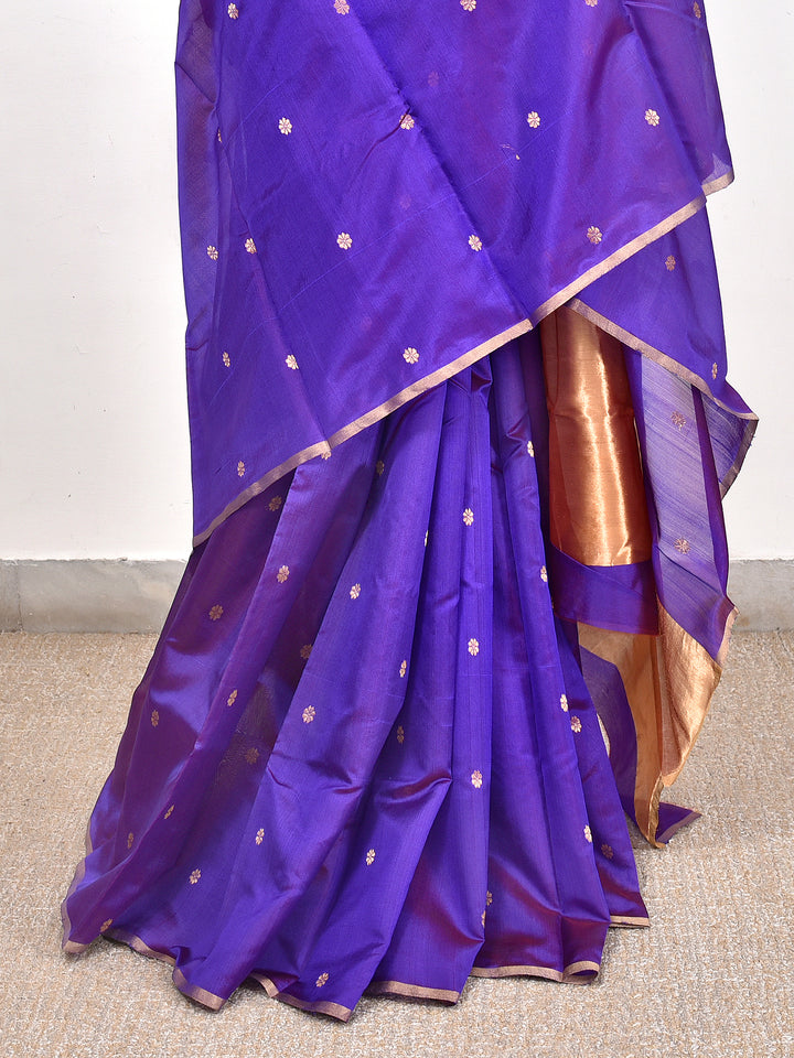 MINAJ  : HANDWOVEN CHANDERI SILK SAREE WITH ZARI BOOTIS ALL OVER