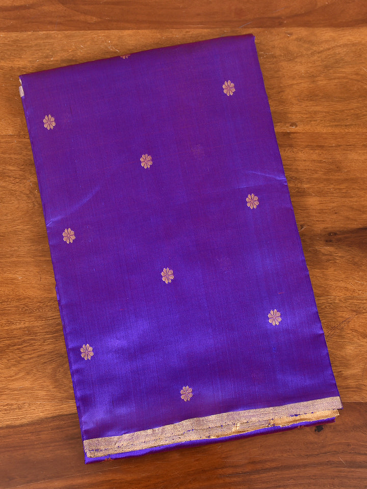 MINAJ  : HANDWOVEN CHANDERI SILK SAREE WITH ZARI BOOTIS ALL OVER