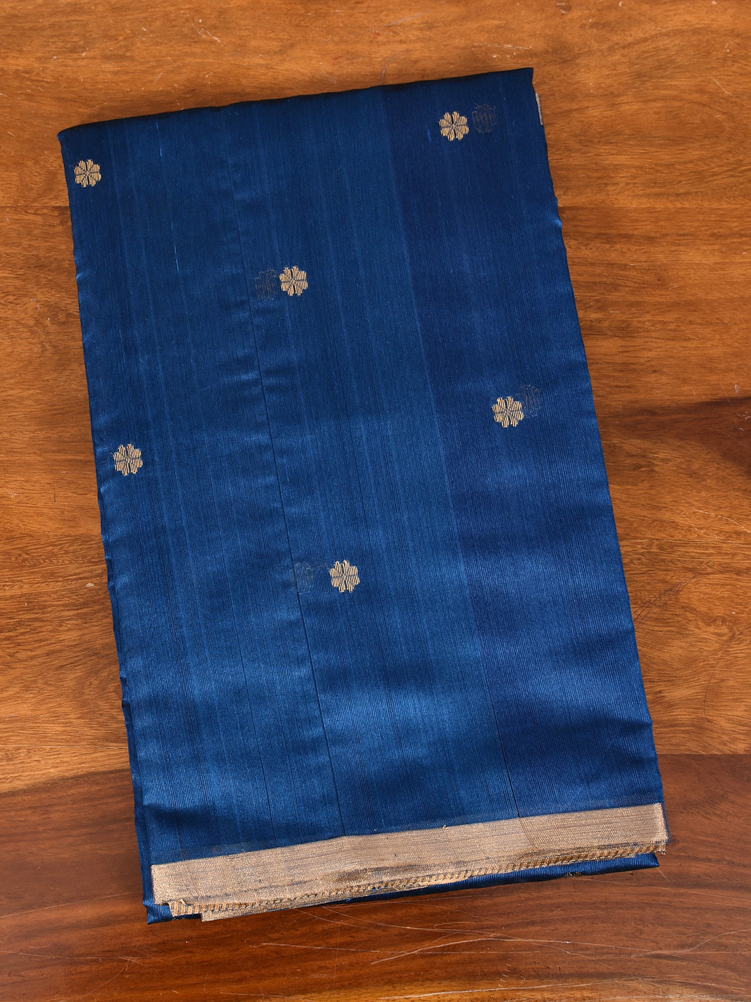 RUPJA : HANDWOVEN CHANDERI SILK SAREE WITH ZARI BOOTIS ALL OVER