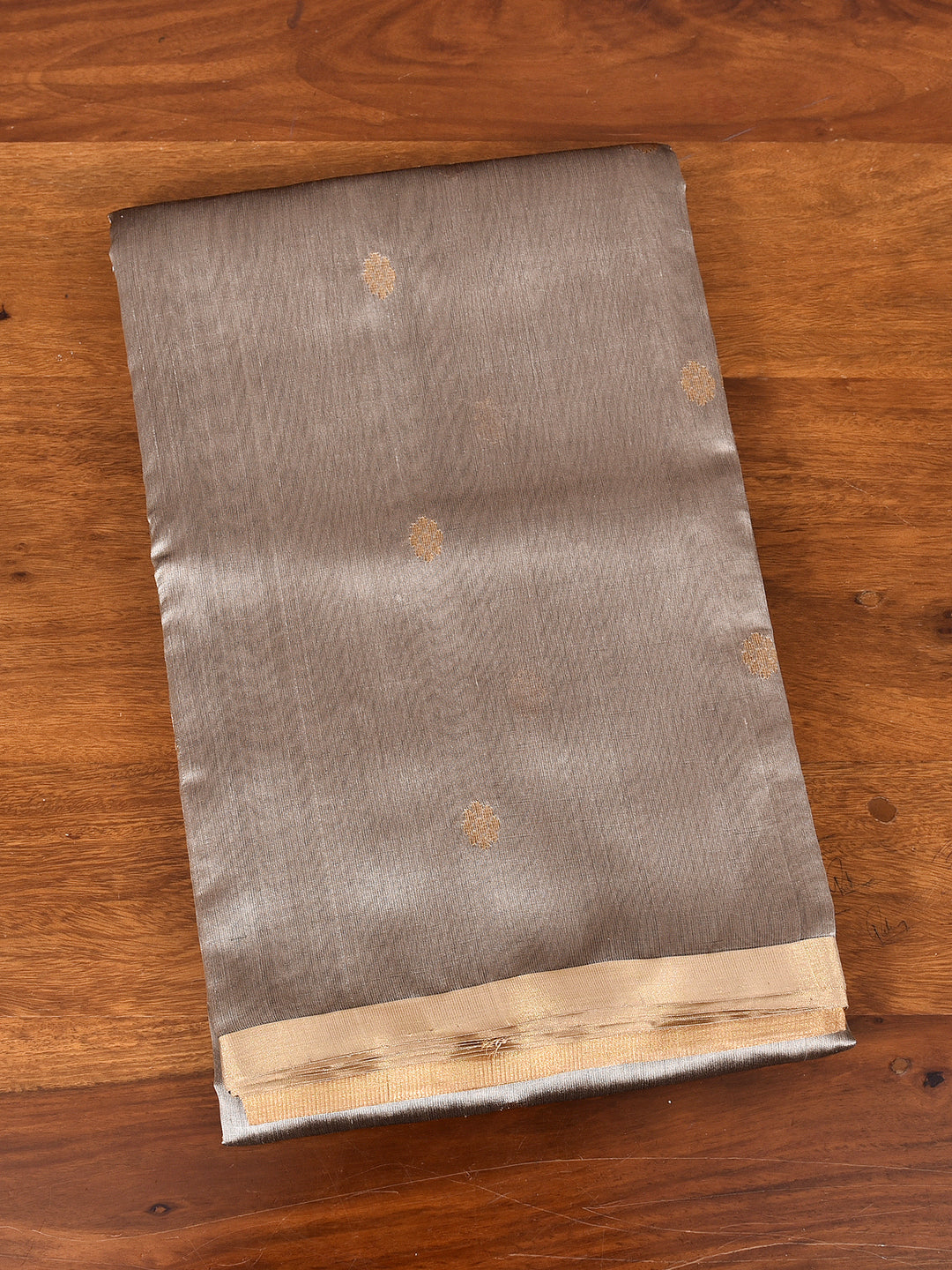 SHABNAMI : HANDWOVEN CHANDERI SILK SAREE WITH ZARI BOOTIS ALL OVER