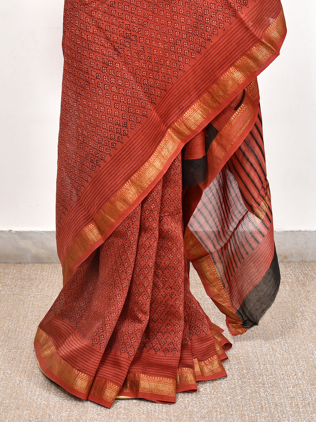 SURILI : FADAT HANDBLOCK PRINT MAHESHWARI COTTION SILK SAREE