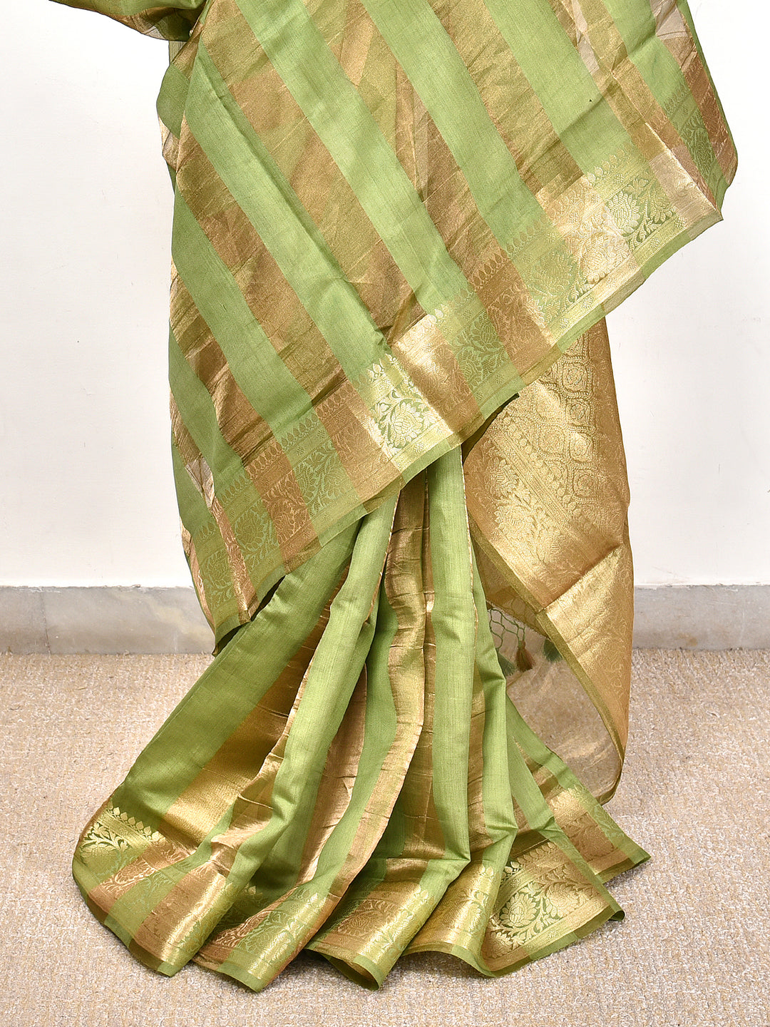 JASSI : BANARASI TISSUE CHINIYA KATAN SILK SAREE