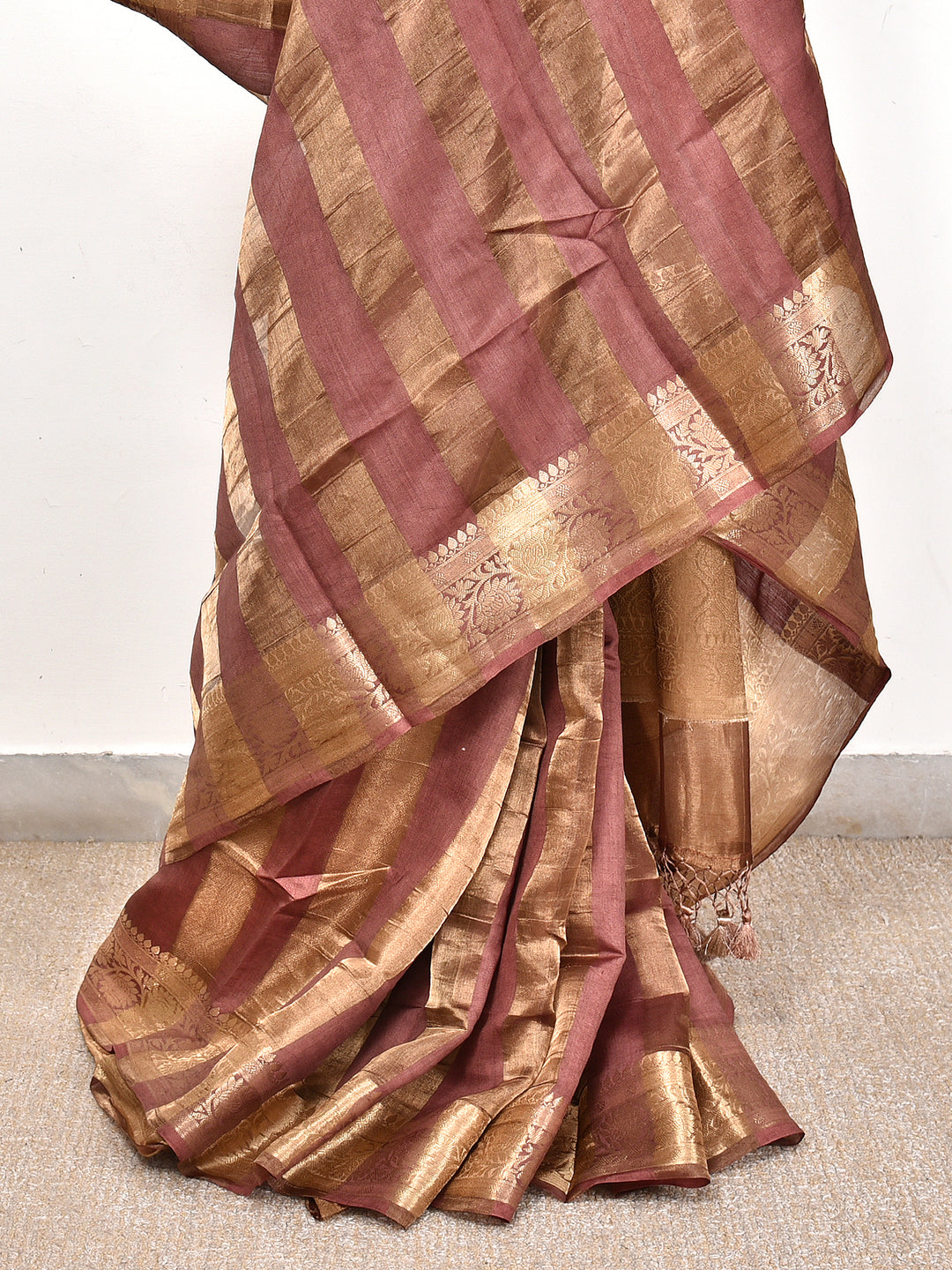 JENNY : BANARASI TISSUE CHINIYA KATAN SILK SAREE