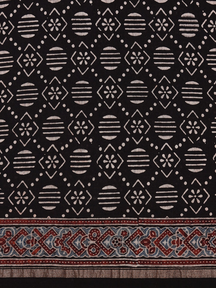 LUPTHA : AJRAKH HANDBLOCK CHANDERI SAREE