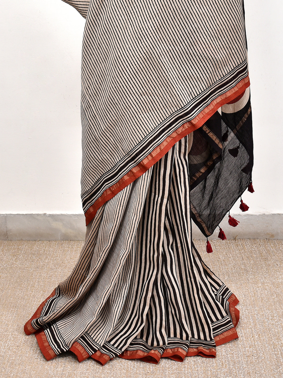 TUPRASA : AJRAKH HANDBLOCK CHANDERI SAREE