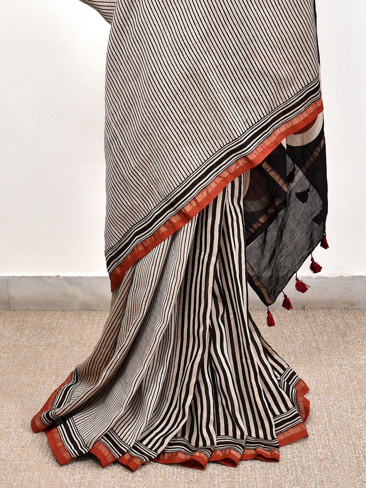 TUPRASA : AJRAKH HANDBLOCK CHANDERI SAREE