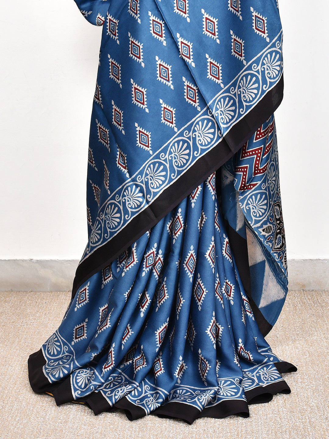 MRUNAI : AJRAKH HANDBLOCK MODAL SILK SAREE