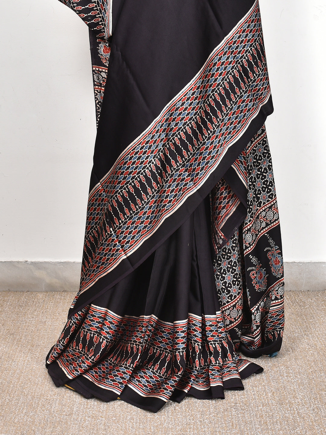 RUCHIL : AJRAKH HANDBLOCK MODAL SILK SAREE